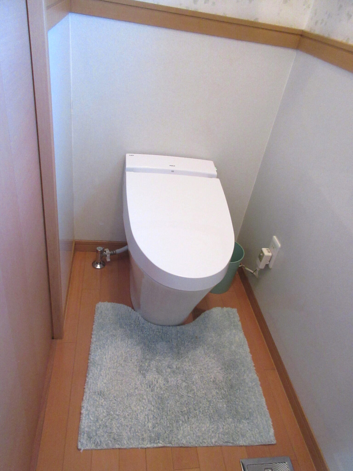 北津軽郡：タンクレスでトイレ空間がスッキリ！トイレ交換工事